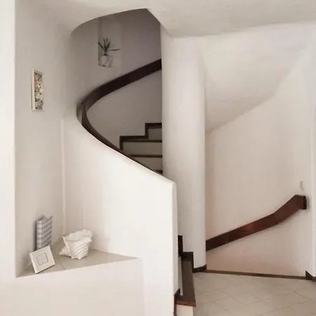 Typical Portuguese Beach House Just 88m To The Beach Holiday home