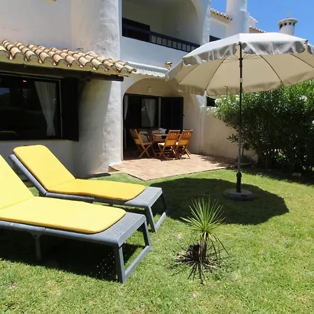 Typical Portuguese Beach House Just 88m To The Beach Porches (Algarve)